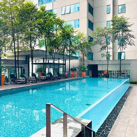 Summer Suites Klcc By Impexia Kuala Lumpur Bagian luar foto