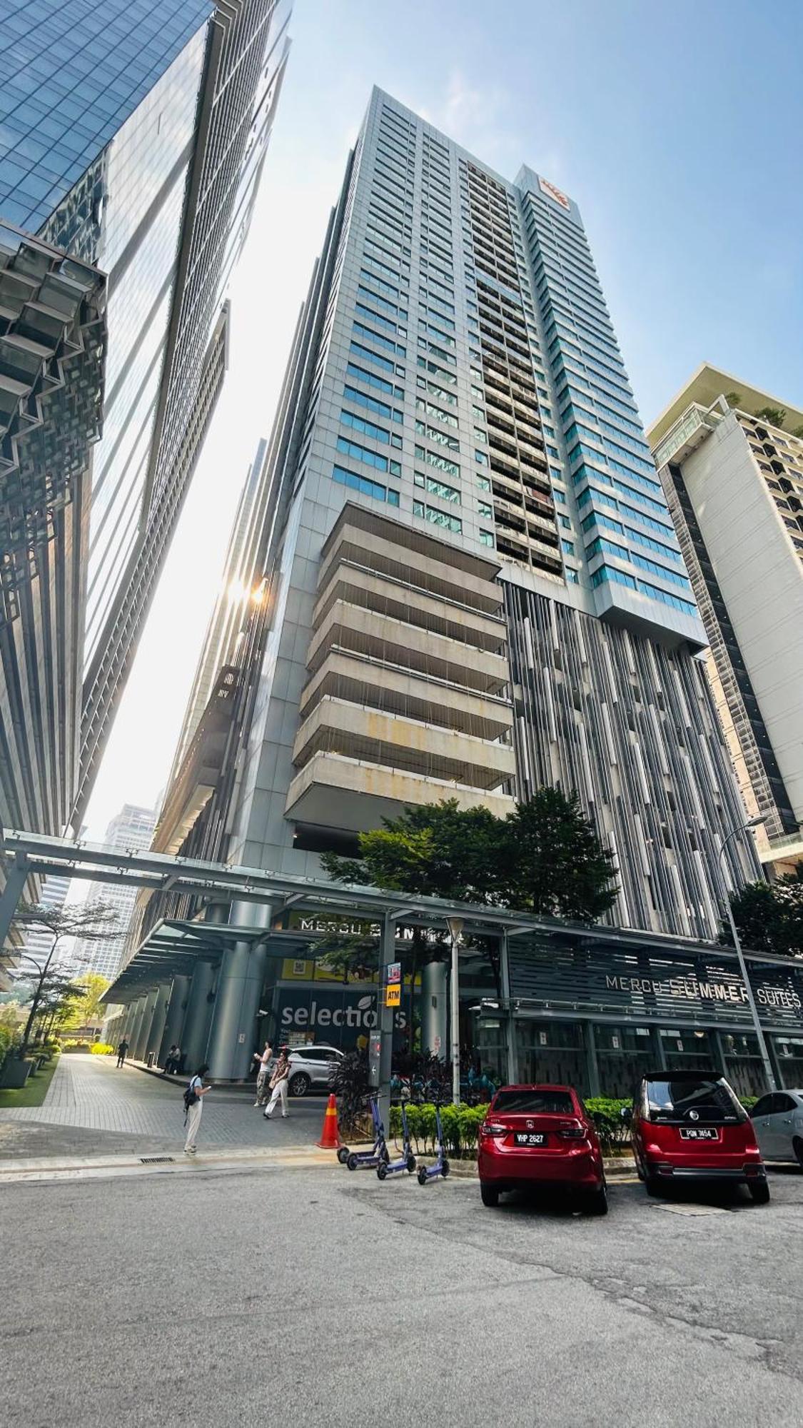 Summer Suites Klcc By Impexia Kuala Lumpur Bagian luar foto