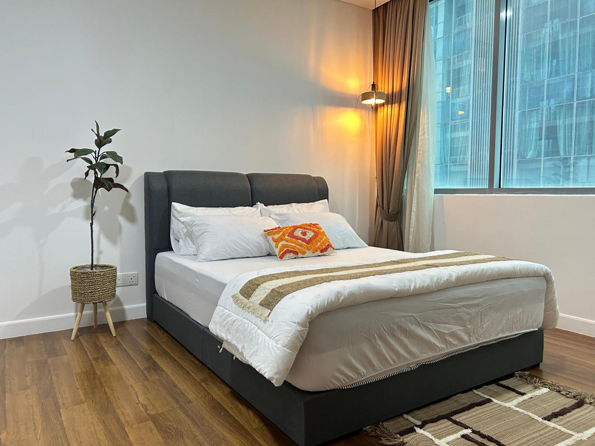 Summer Suites Klcc By Impexia Kuala Lumpur Bagian luar foto