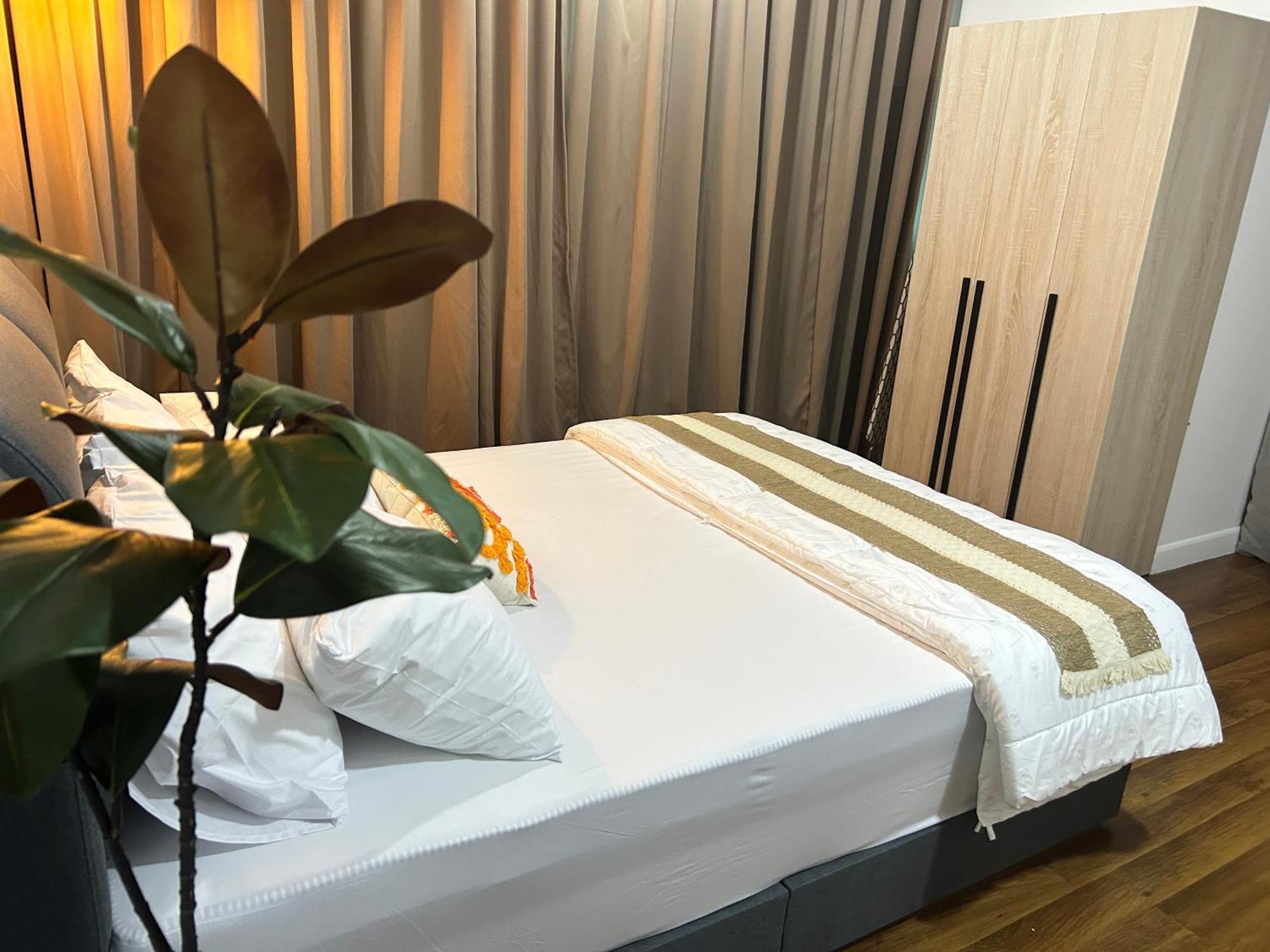 Summer Suites Klcc By Impexia Kuala Lumpur Bagian luar foto