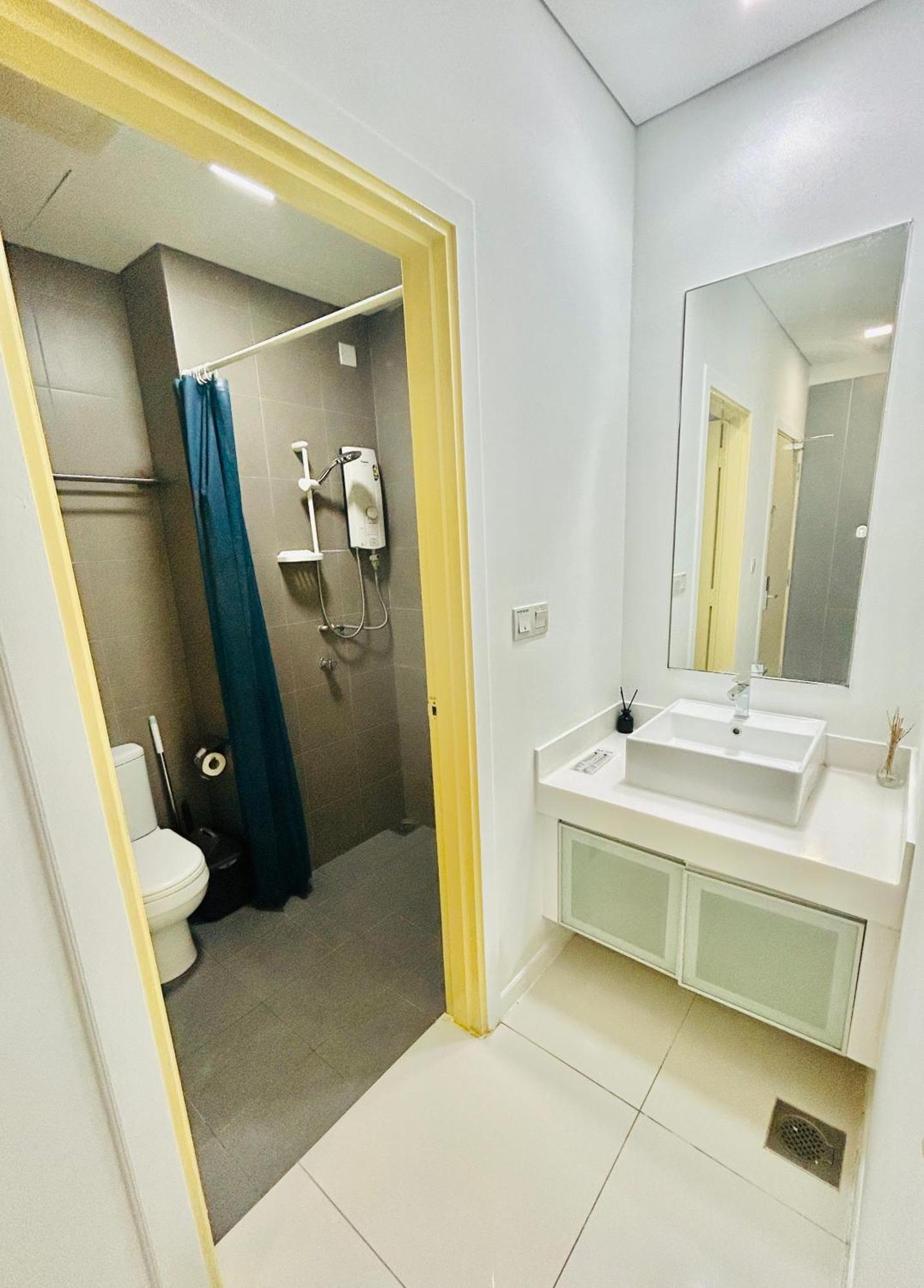 Summer Suites Klcc By Impexia Kuala Lumpur Bagian luar foto
