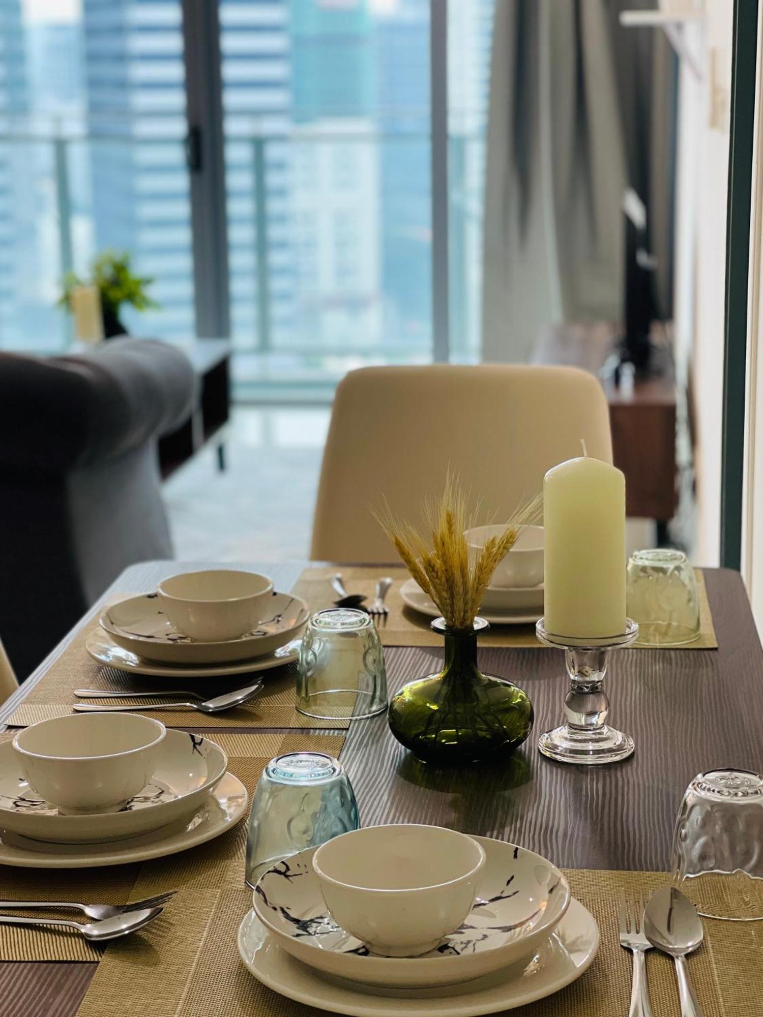 Summer Suites Klcc By Impexia Kuala Lumpur Bagian luar foto