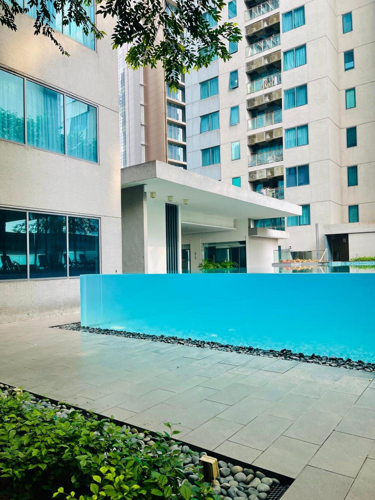 Summer Suites Klcc By Impexia Kuala Lumpur Bagian luar foto